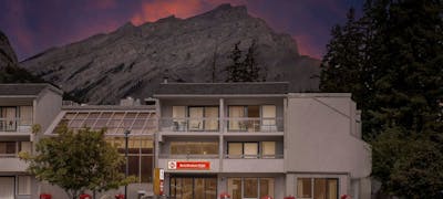 Best Western Plus Siding 29 Lodge