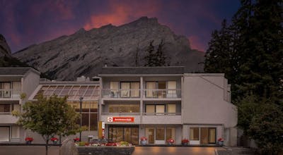 Best Western Plus Siding 29 Lodge