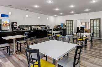 Hotel Best Western Sherwood Inn & Suites photo 2