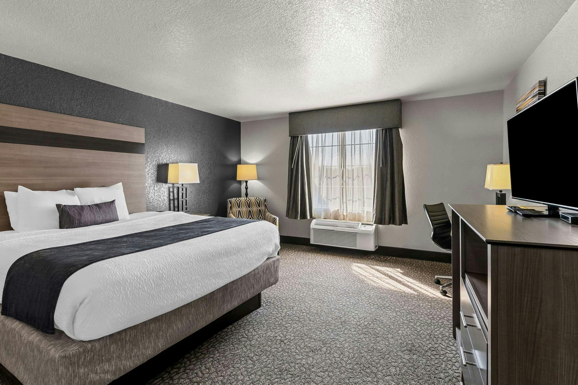 Hotel Best Western Sherwood Inn & Suites photo 3