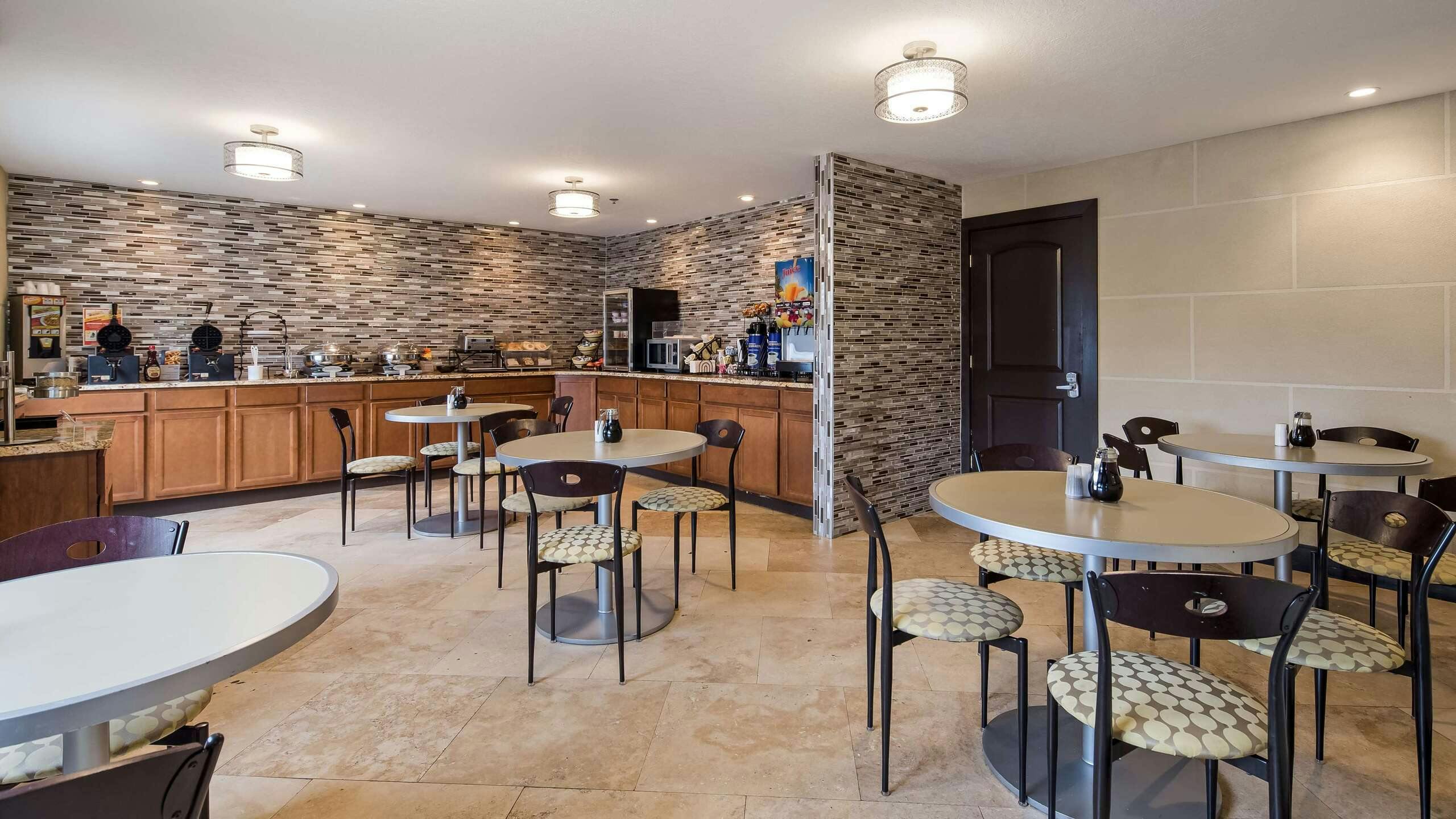 Hotel Best Western Norwalk photo 1