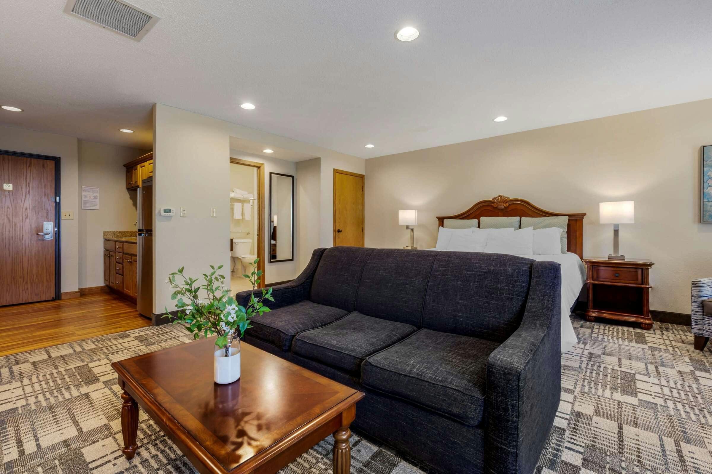 Hotel Best Western Plus Dubuque Hotel & Conference Center photo 5