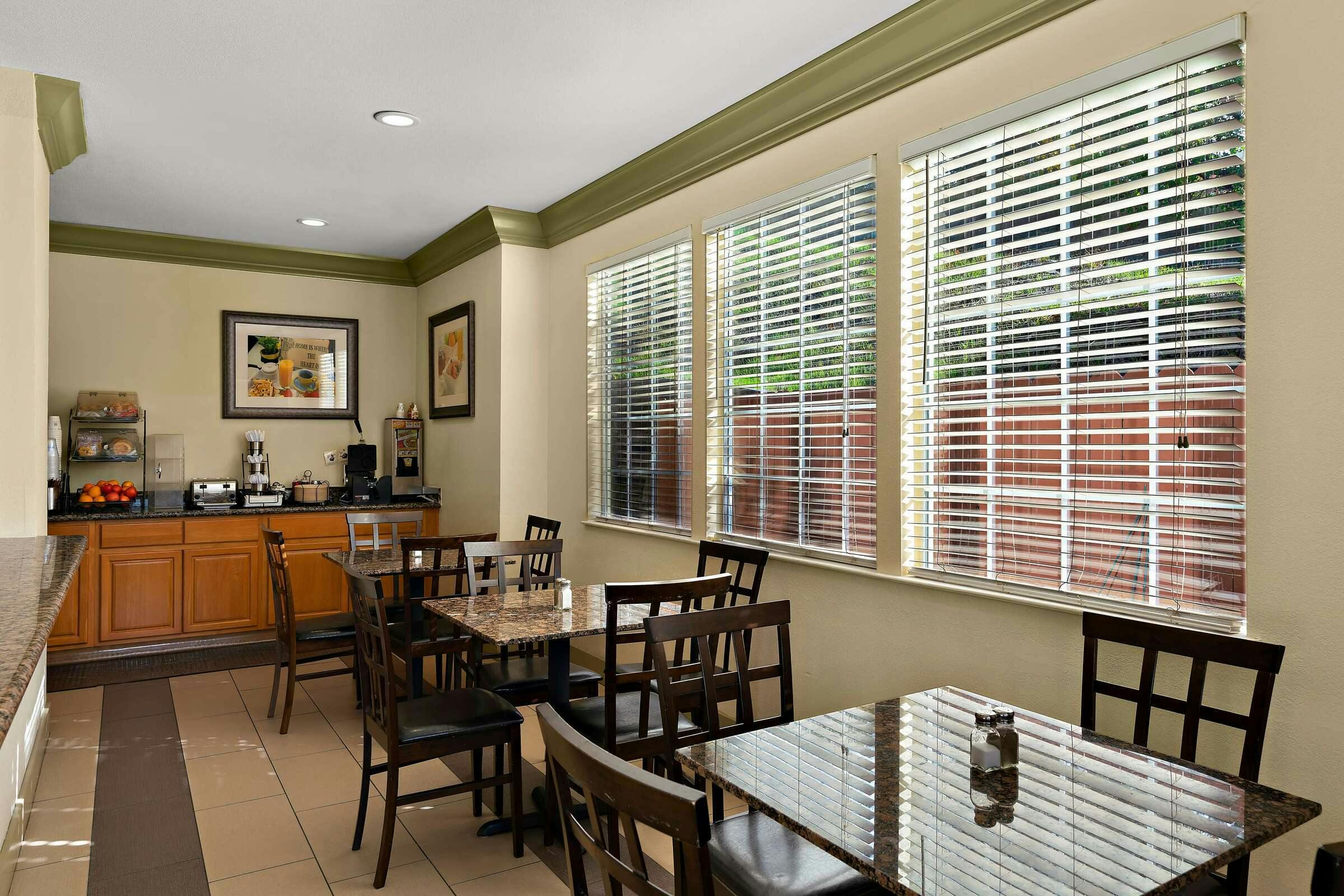 Hotel Best Western Willits Inn photo 3