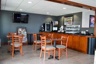 Hotel Sure Stay Hotel By Best Western Bowling Green North photo 4