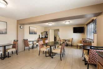 Hotel Best Western Mt. Pleasant Inn photo 1