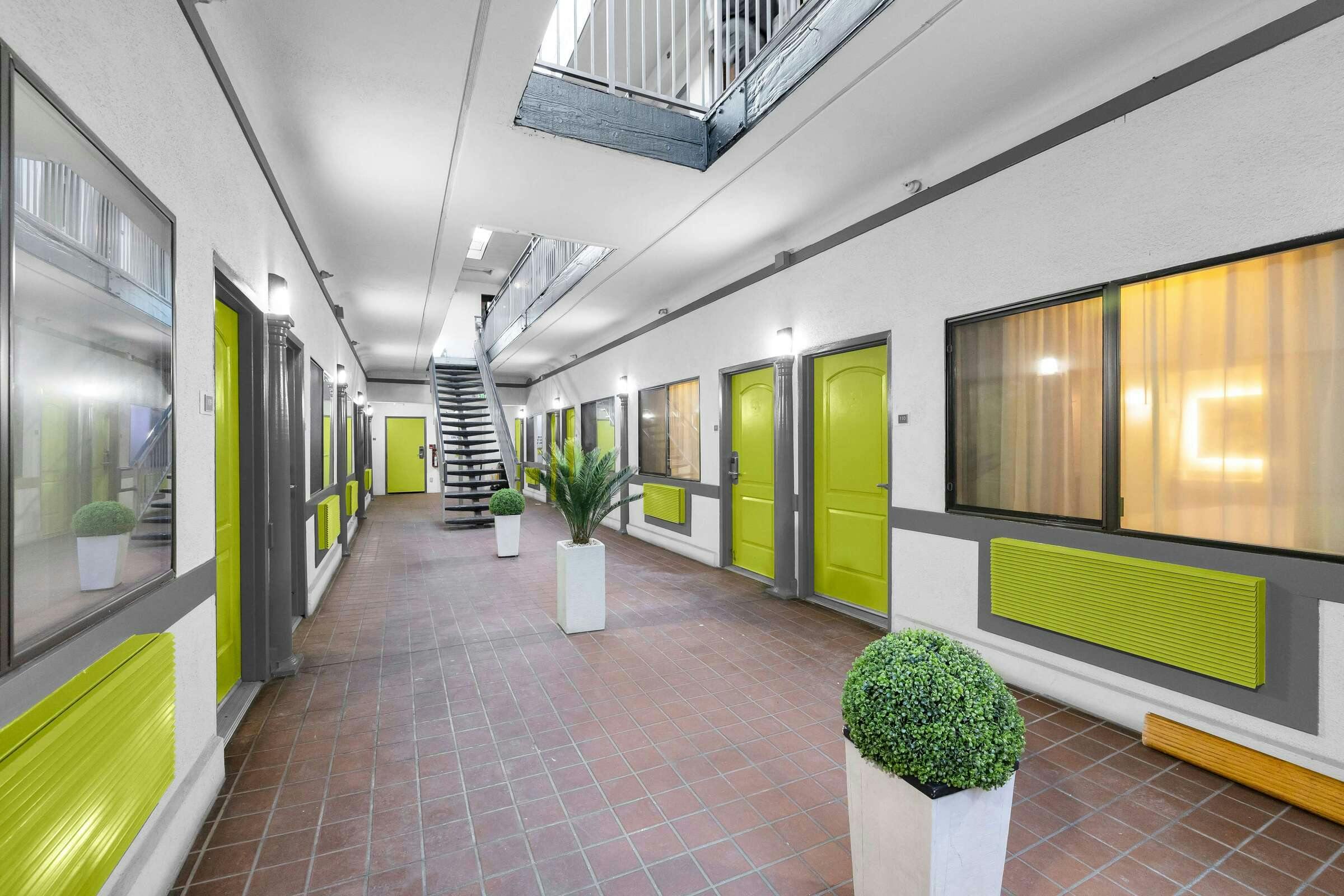 Hotel SureStay By Best Western San Francisco Marina District photo 5