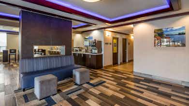 Hotel Best Western PLUS Barrie photo 2