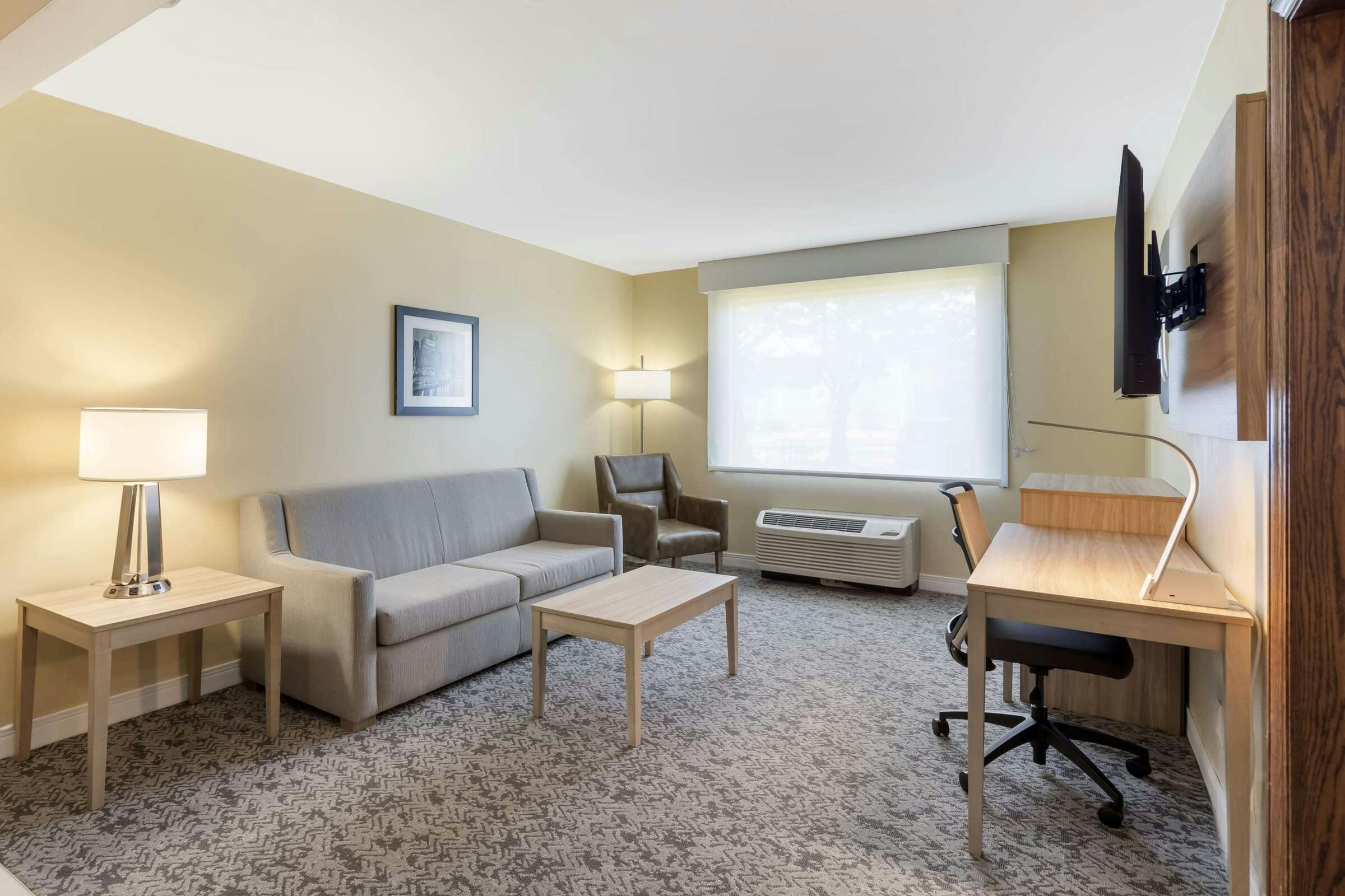 Hotel Best Western Glenview Chicagoland Inn And Suites photo 3