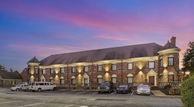 Best Western Plus Governor's Inn