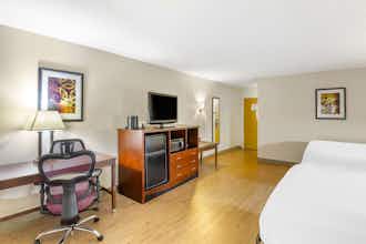Hotel Best Western Plus Governor's Inn photo 4