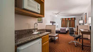 Hotel Best Western Inn & Suites photo 4