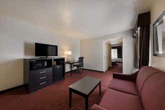 Hotel Best Western Plus Salinas Valley Inn & Suites photo 4