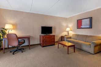 Hotel Best Western Plus Oswego Hotel And Conference Center photo 3