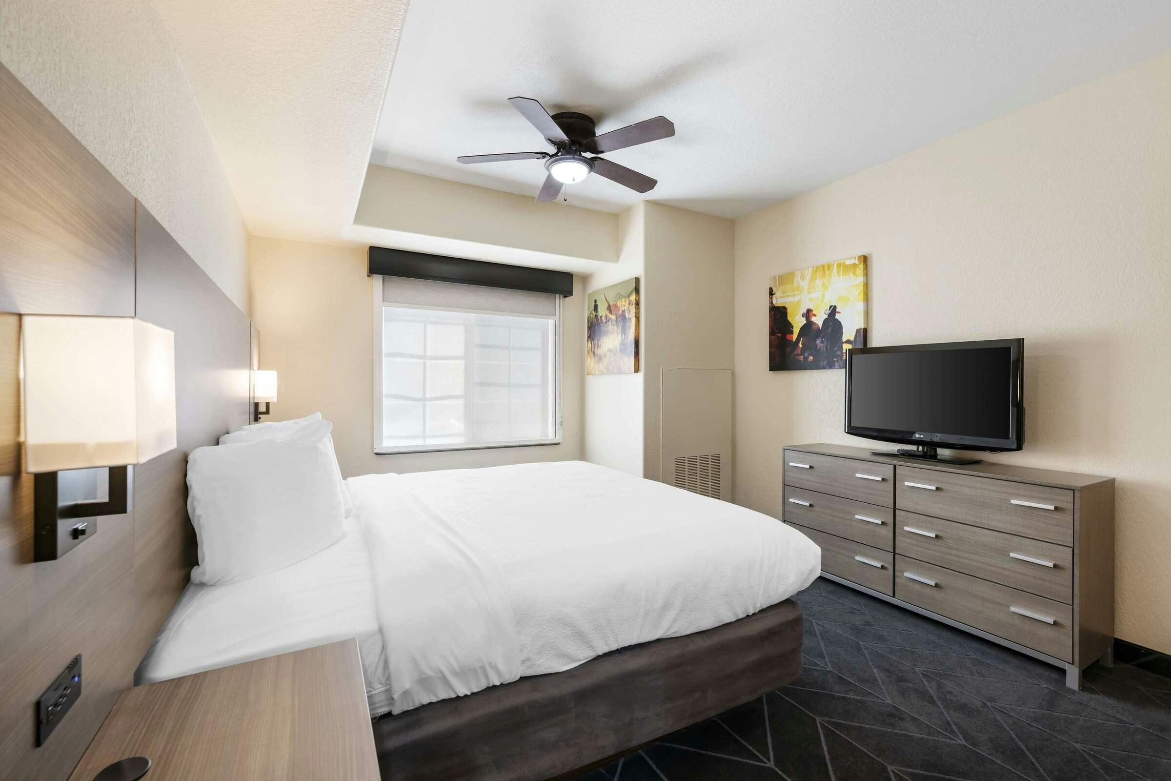 Hotel Best Western Lubbock West Inn & Suites photo 5