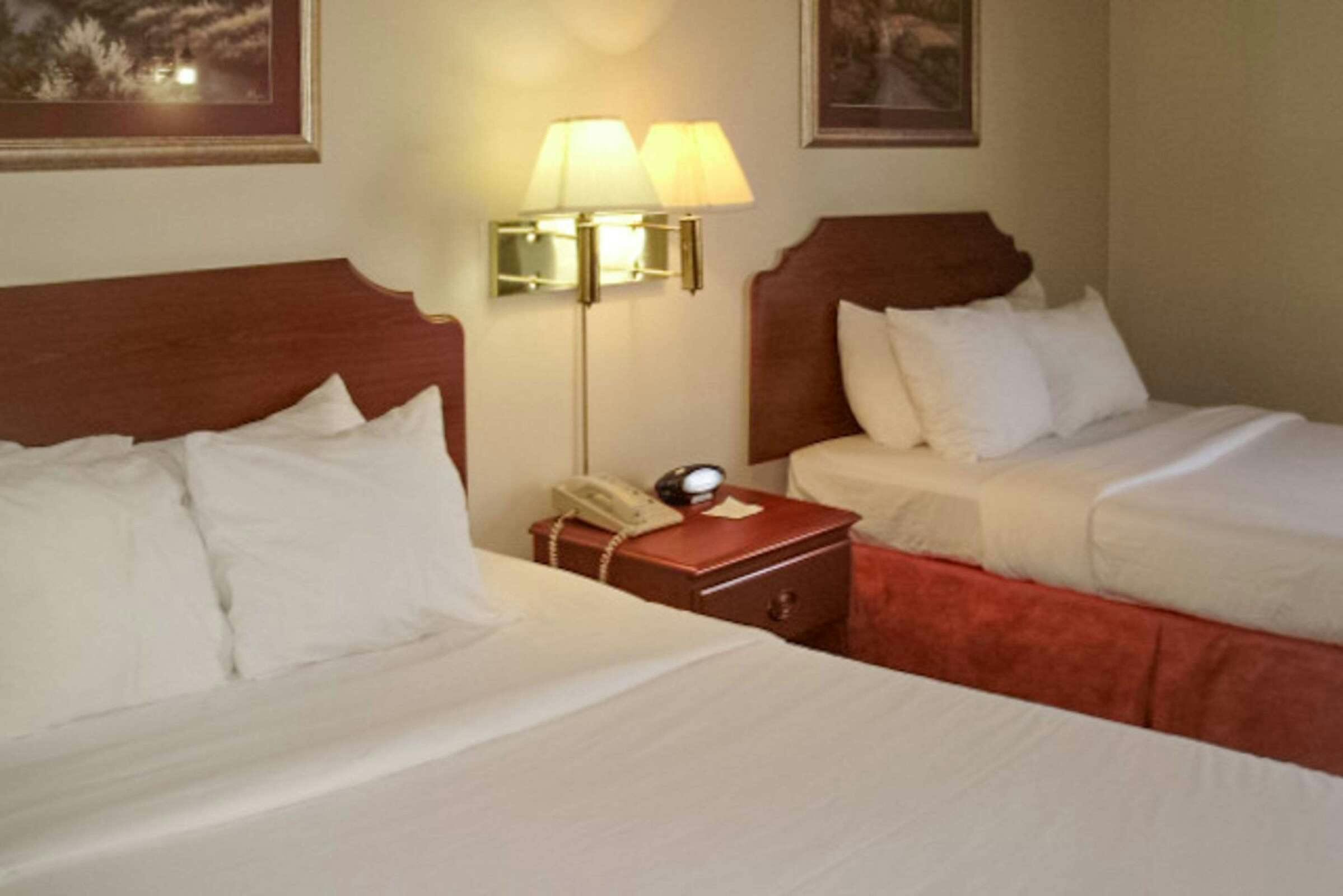 Hotel Sure Stay By Best Western Grayson photo 5