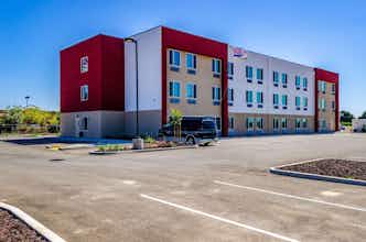Hotel Sure Stay By Best Western Livingston Merced County photo 1