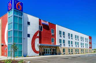 Hotel Sure Stay By Best Western Livingston Merced County photo 3