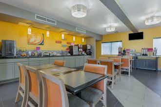 Hotel Best Western Plus The Four Corners Inn photo 3