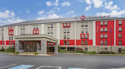 Best Western Plus Heritage Rail Inn & Suites