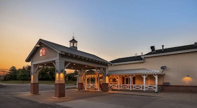 Best Western Plus University Park Inn & Suites