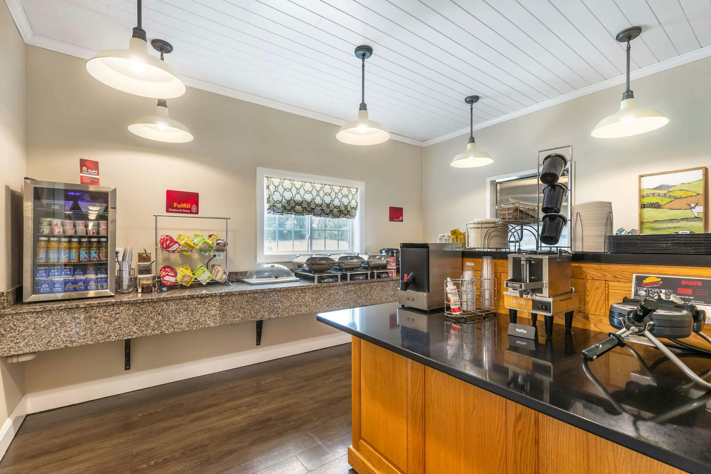 Hotel Best Western Plus University Park Inn & Suites photo 3