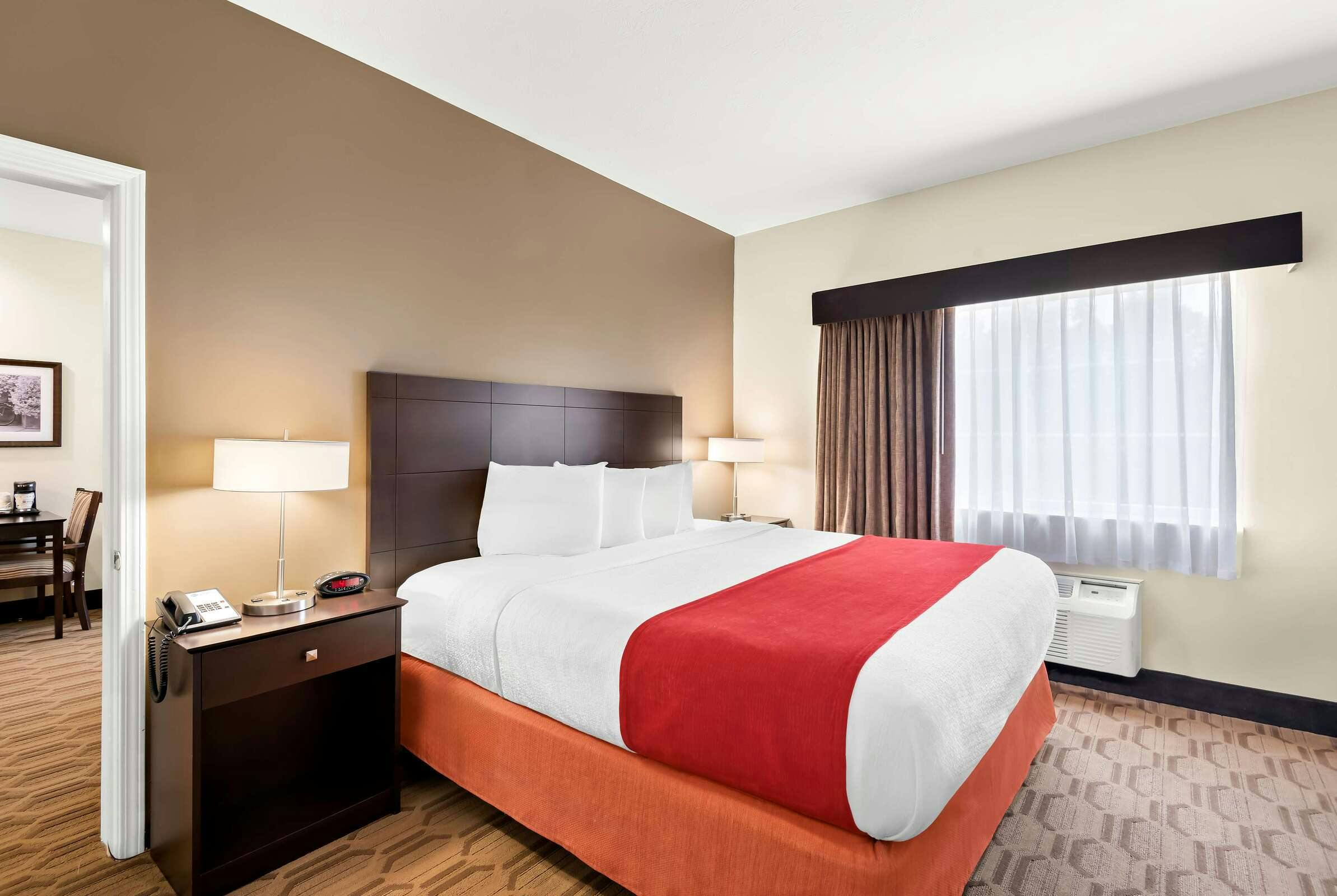 Hotel Best Western Palmyra Inn & Suites photo 3