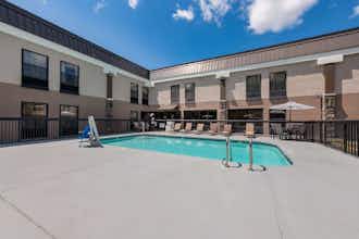 Hotel Best Western Albemarle Inn photo 3