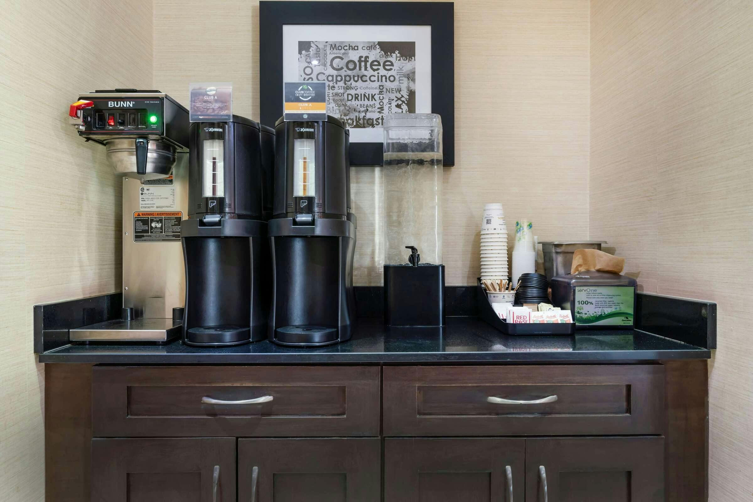 Hotel Best Western Pacific Inn photo 1