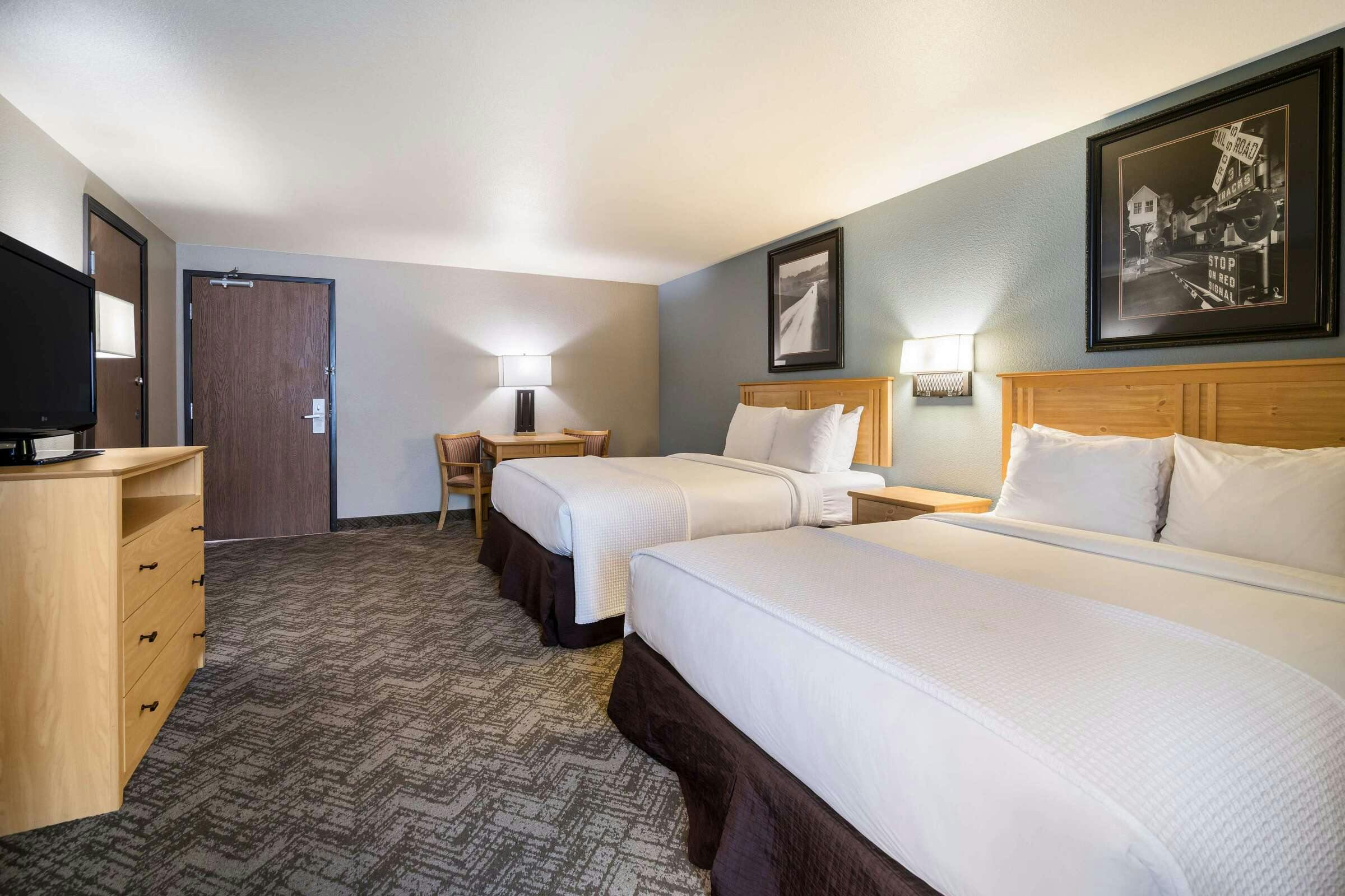 Hotel Best Western Golden Spike Inn & Suites photo 1