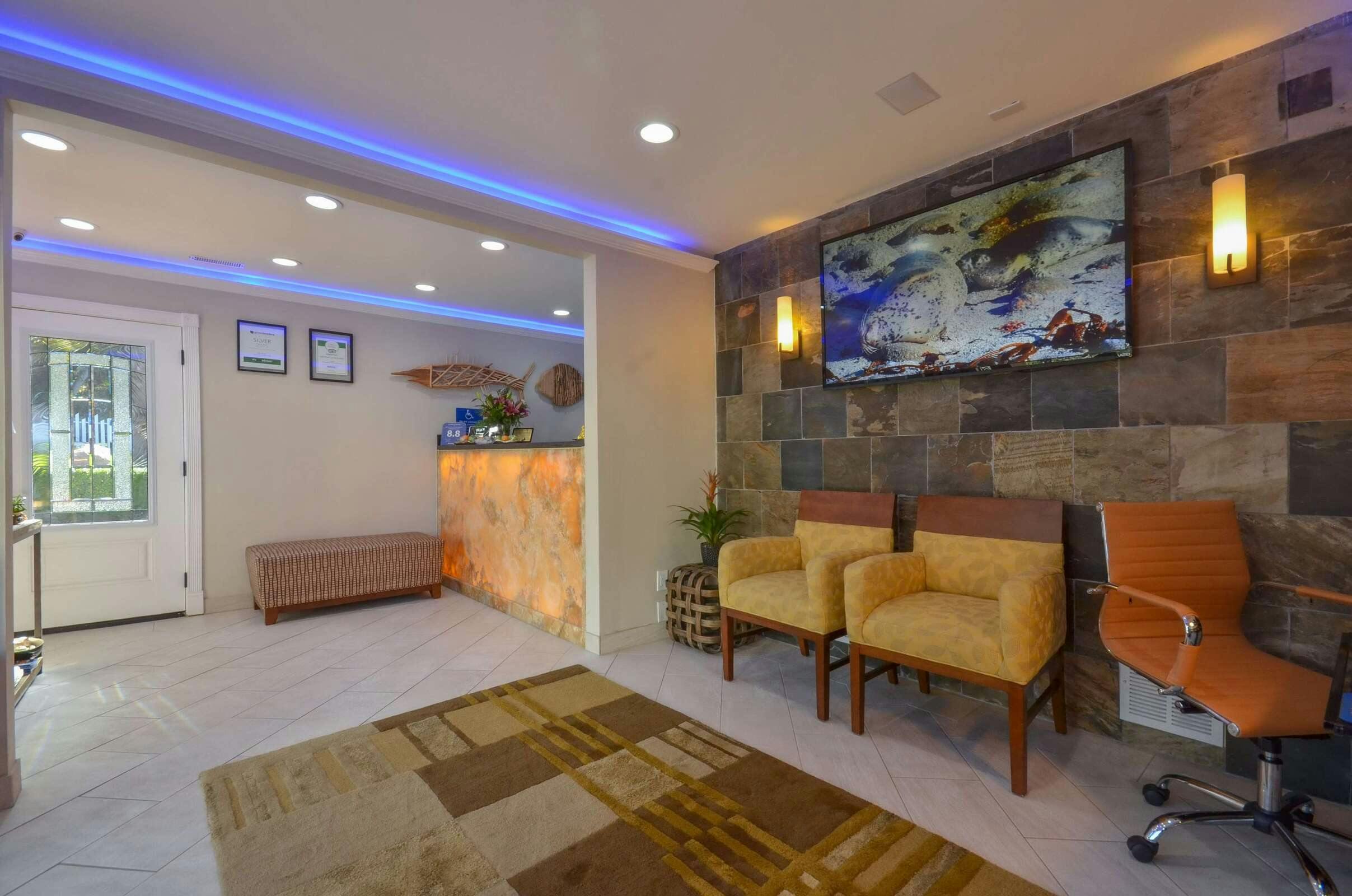 Hotel Best Western The Inn & Suites Pacific Grove photo 5