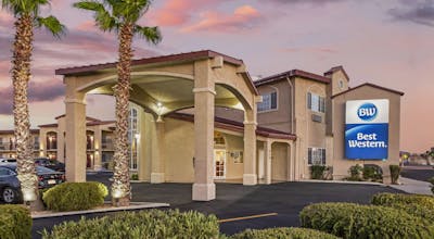 Best Western China Lake Inn
