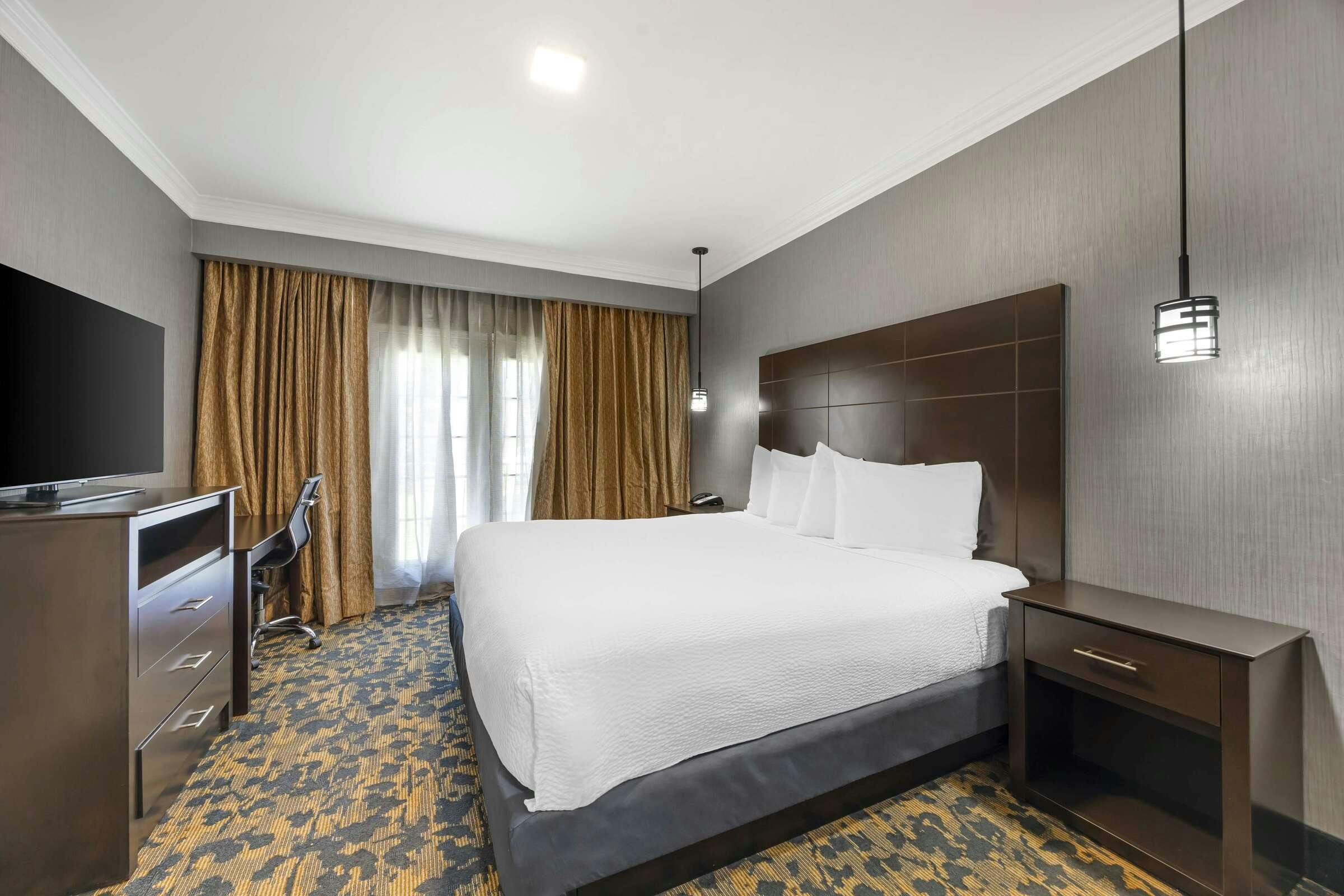 Hotel Best Western Brentwood photo 2