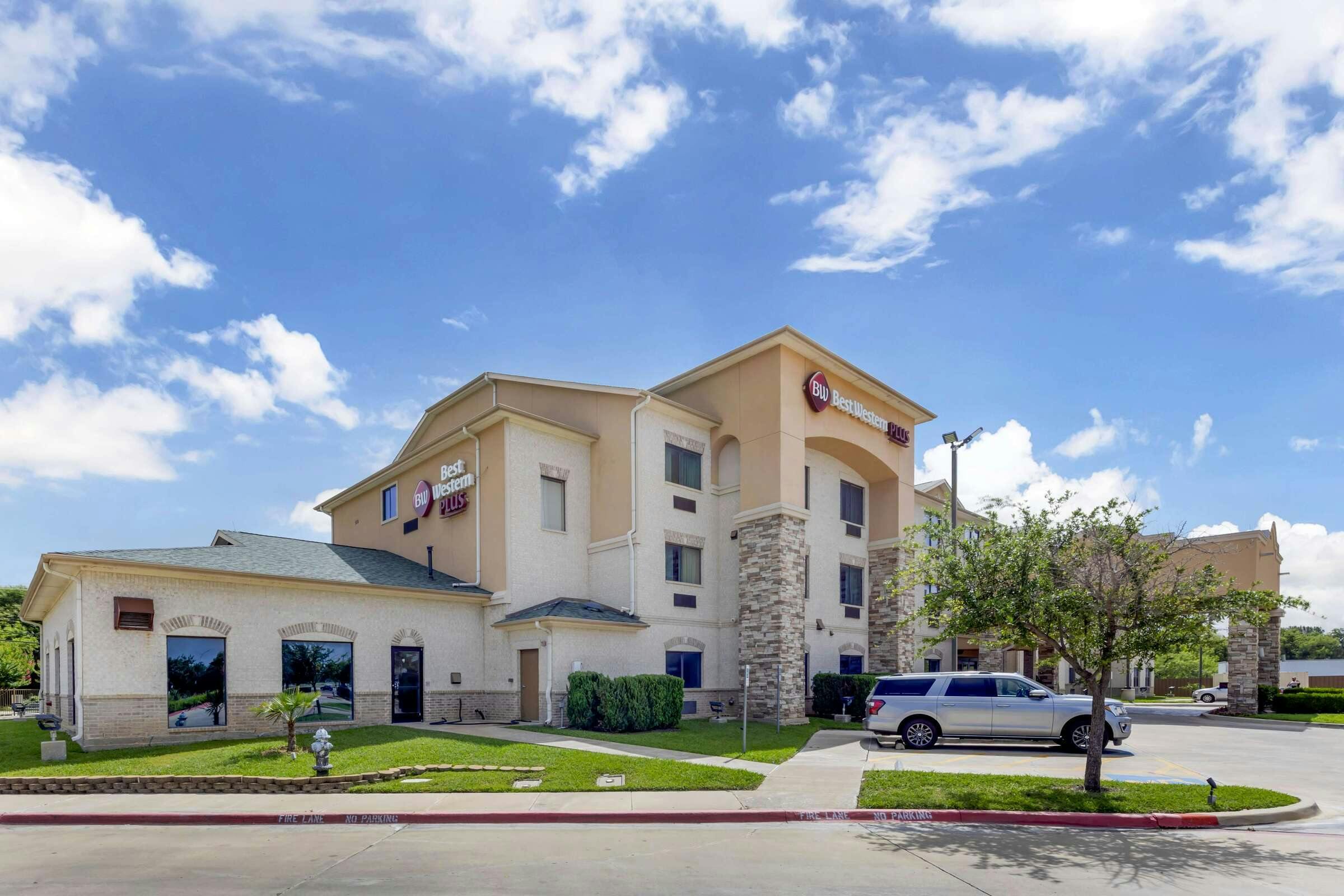 Hotel Best Western Plus Burleson Inn & Suites photo 5