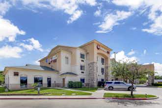 Hotel Best Western Plus Burleson Inn & Suites photo 5