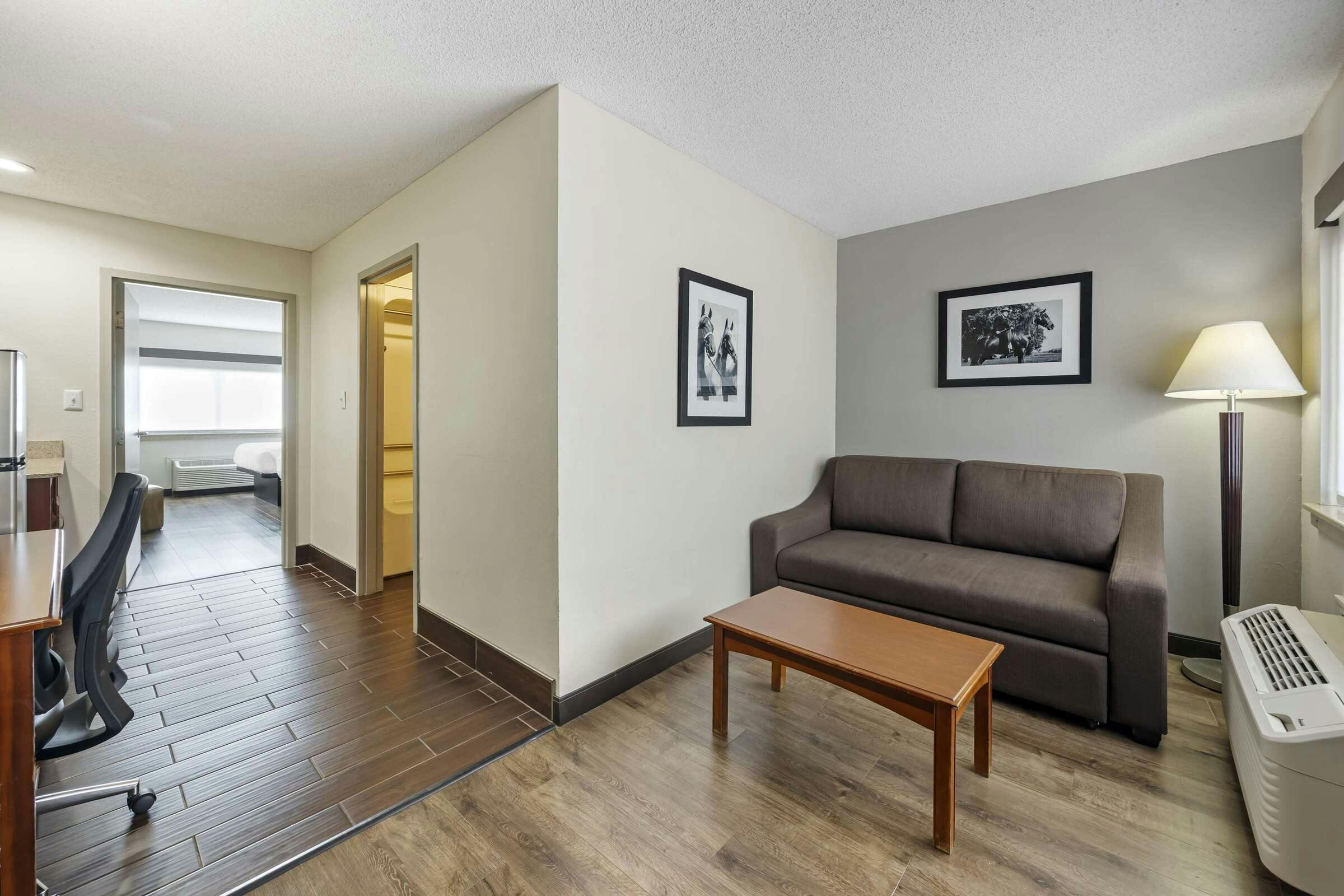 Hotel Best Western Celebration Inn & Suites photo 5