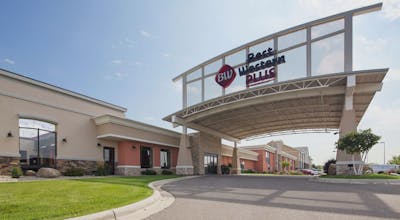Best Western Plus Willmar