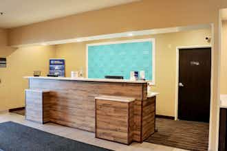 Hotel Best Western Fostoria Inn & Suites photo 1