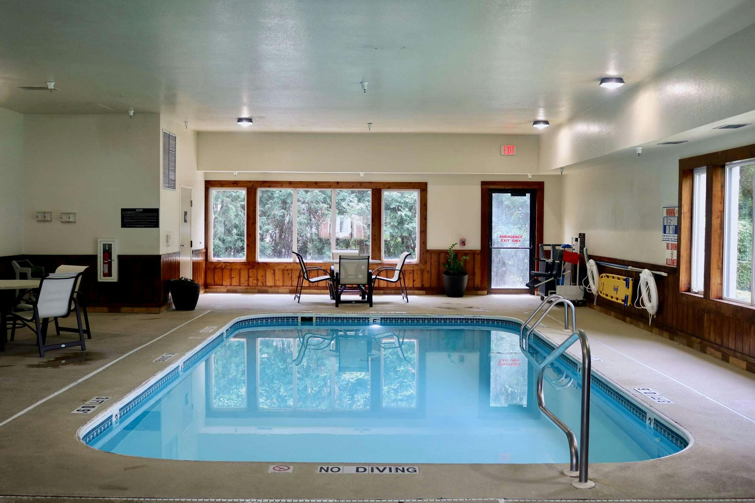 Hotel Best Western Fostoria Inn & Suites photo 3