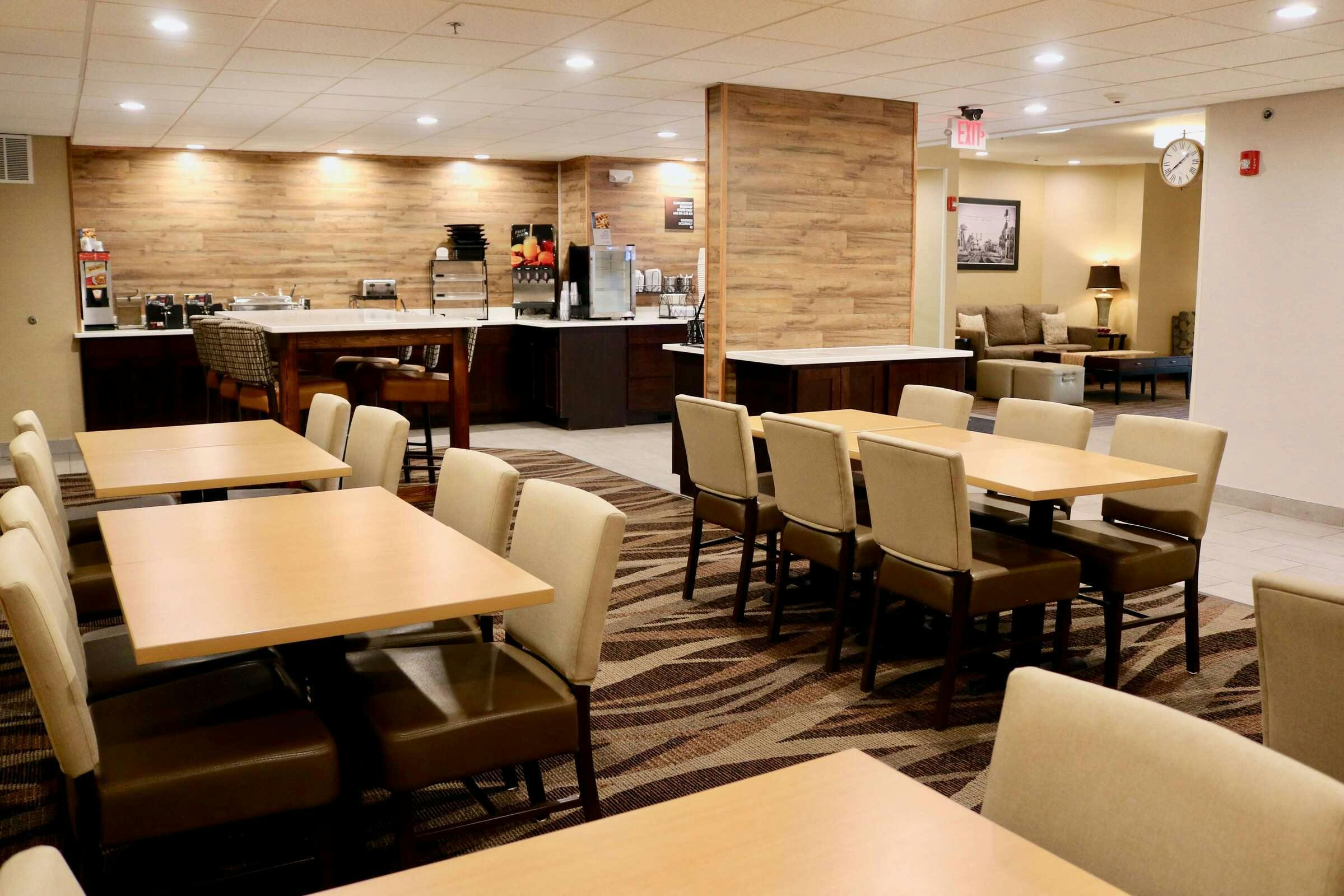 Hotel Best Western Fostoria Inn & Suites photo 5