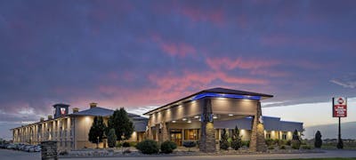 Best Western Plus Mid Nebraska Inn & Suites