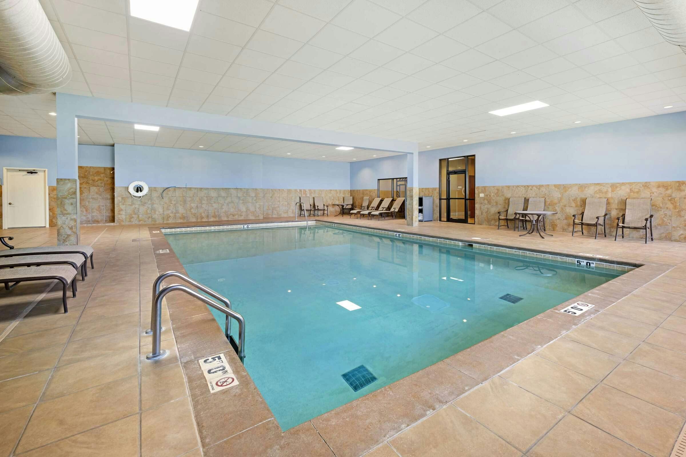 Hotel Best Western Plus Mid Nebraska Inn & Suites photo 4