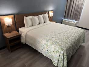 Hotel HomeTowne Studios Hagerstown - Williamsport photo 2