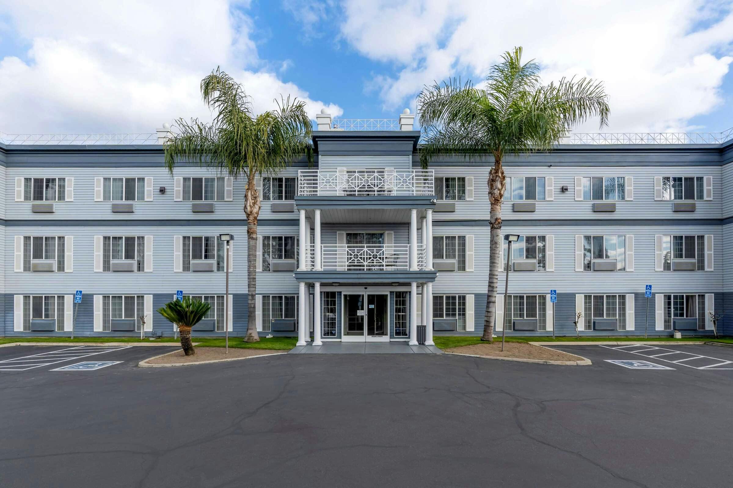 Hotel Best Western Colonial Inn photo 5