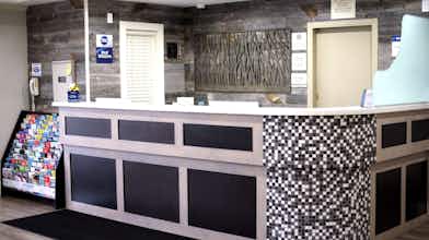 Hotel Best Western Peace Arch Inn photo 1