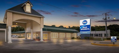 Best Western Forest Inn