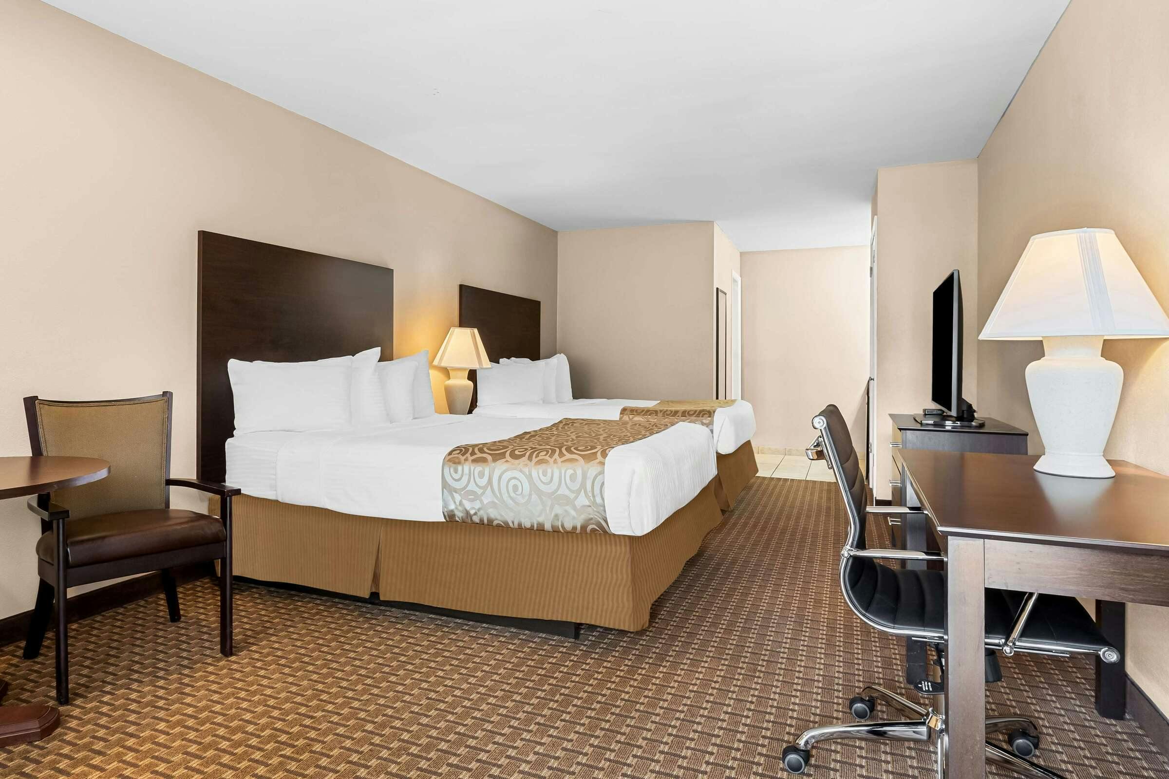 Hotel Best Western Forest Inn photo 1