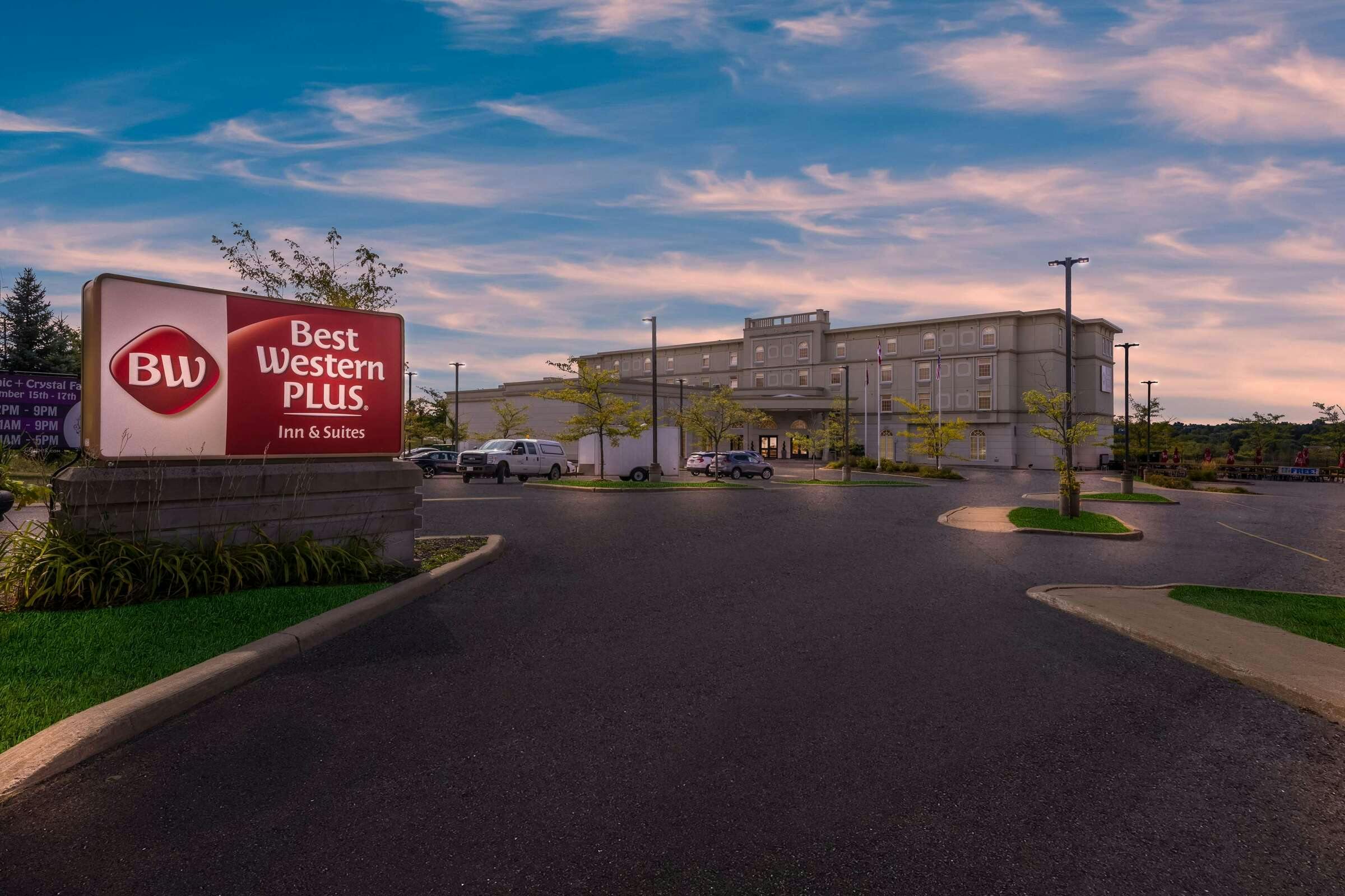 Hotel Best Western Plus Orangeville Inn & Suites photo 1