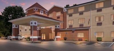 Best Western Logan Inn