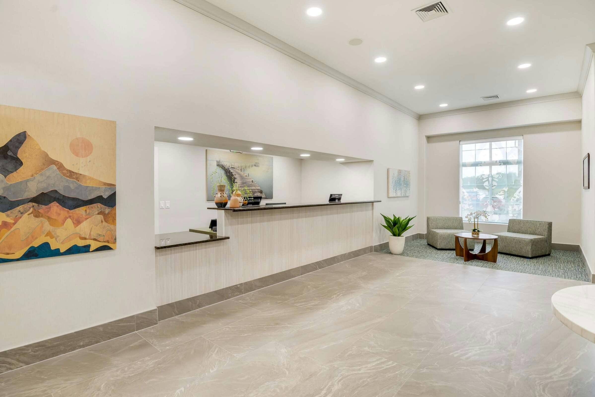 Hotel Best Western Plus Crossroads Inn & Suites photo 1