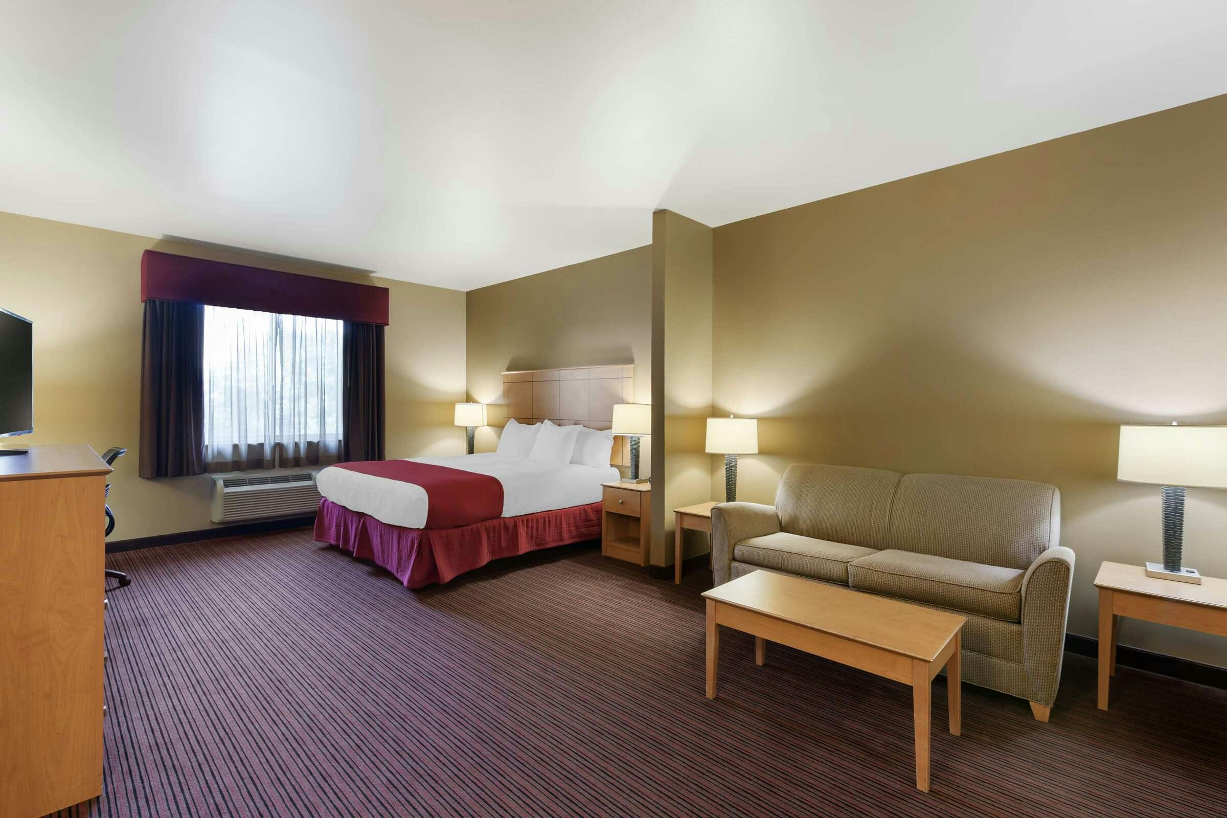 Hotel Best Western Golden Prairie Inn & Suites photo 2